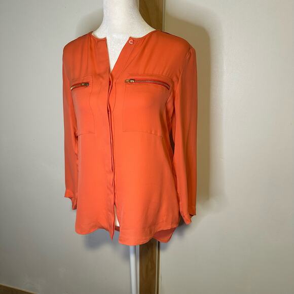 Theory coral three-quarter sleeve button down silk blouse size P - Picture 3 of 13